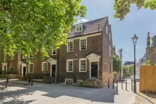 The Butts, Brentford, TW8 photo 1