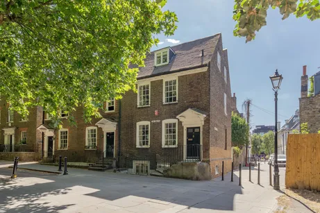 The Butts, Brentford, TW8