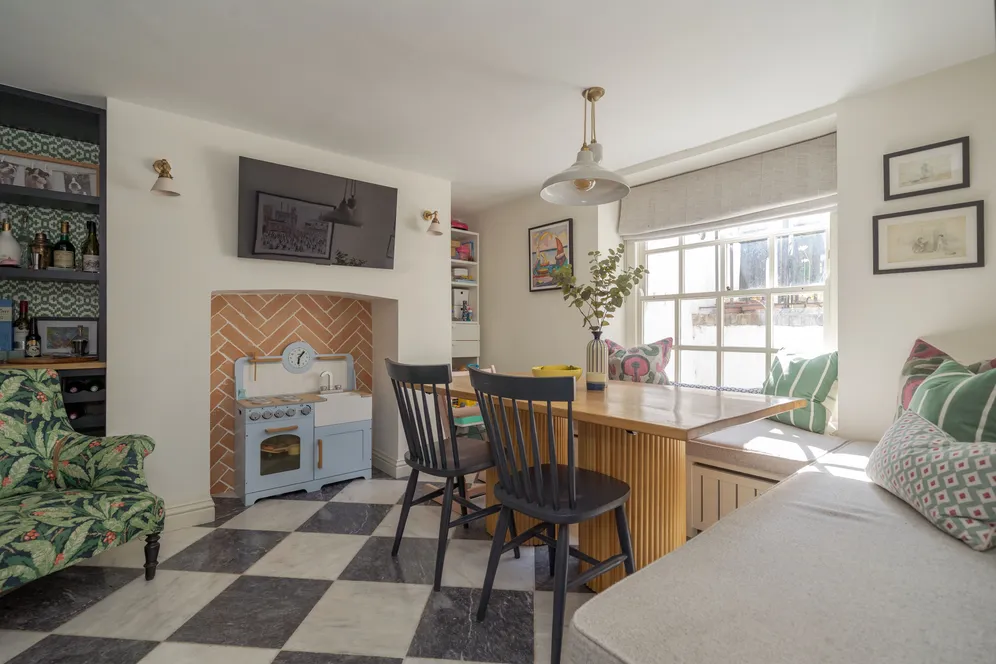 The Butts, Brentford, TW8 photo 4