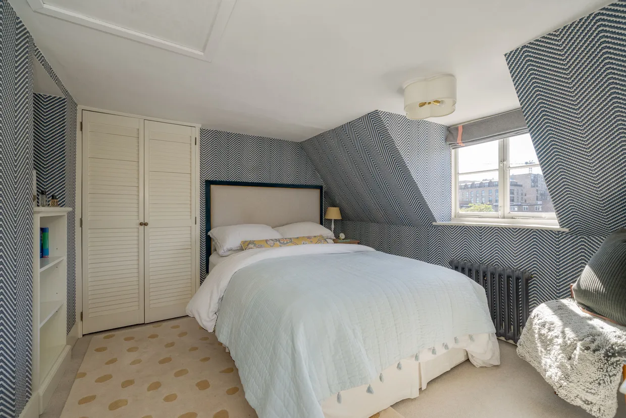 The Butts, Brentford, TW8 photo 18