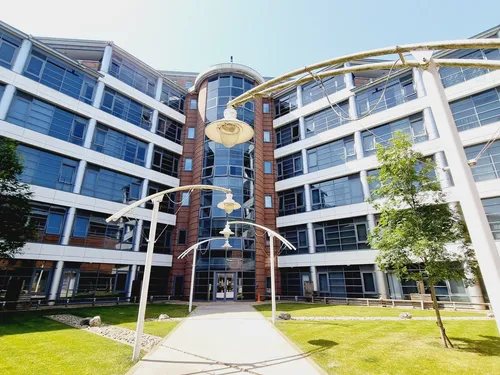 Waterfront West, BRIERLEY HILLphoto