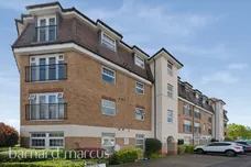 Green Lane, MORDEN