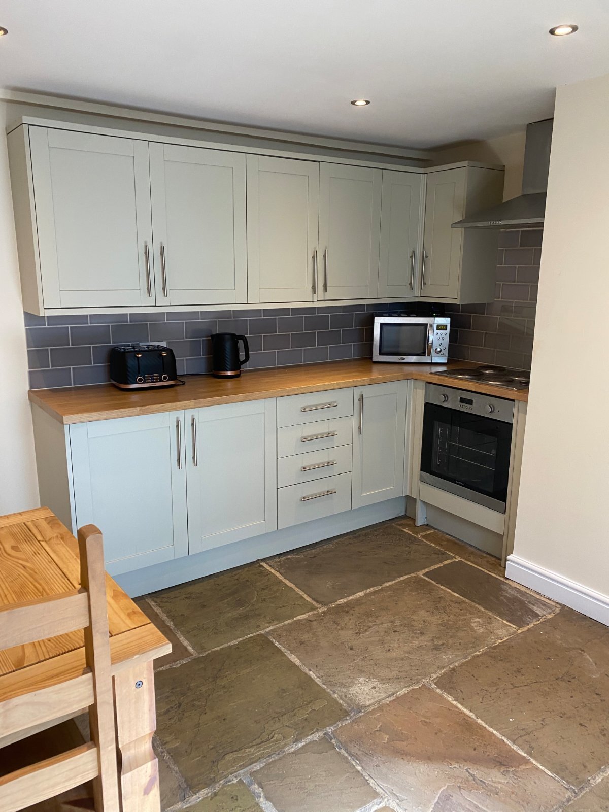 72 Fitzwilliam Street, Huddersfield, HD1 Image 4