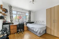 Curzon Road, THORNTON HEATH
