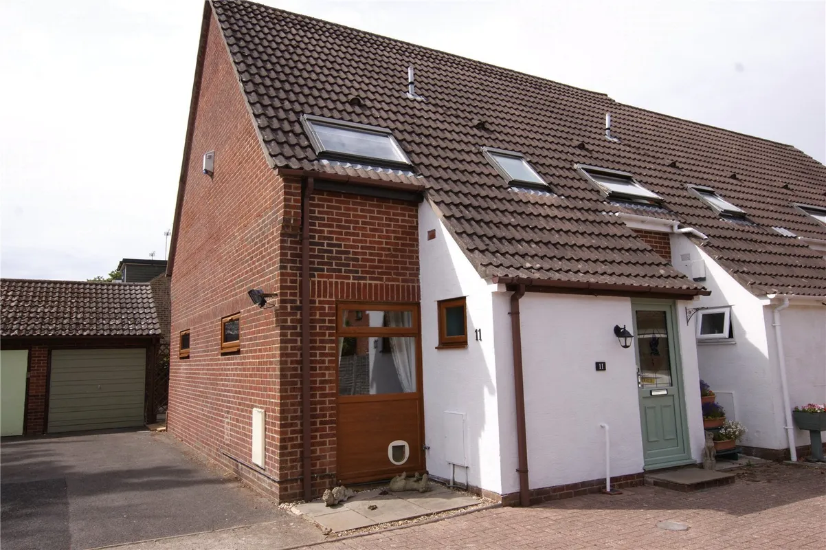 Georges Mews, Corfe Mullen, Wimborne, BH21