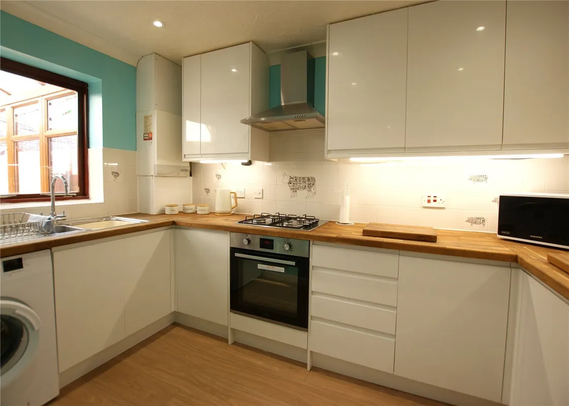 Georges Mews, Corfe Mullen, Wimborne, BH21
