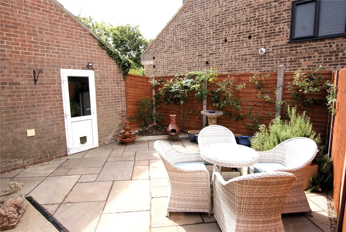 Georges Mews, Corfe Mullen, Wimborne, BH21
