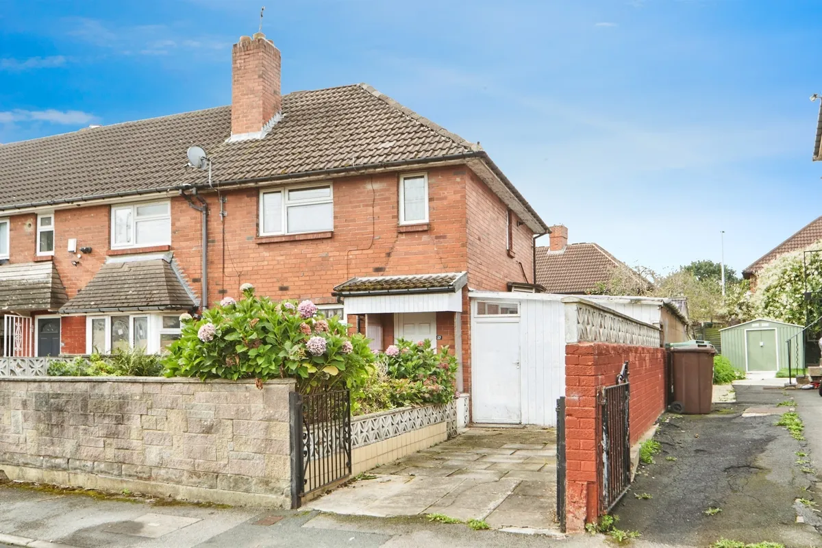 Scott Hall Walk, Leeds