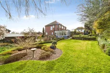 Highthorne Grove, Shadwell, Leeds