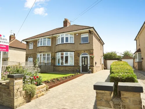 Carr Manor Road, Leedsphoto