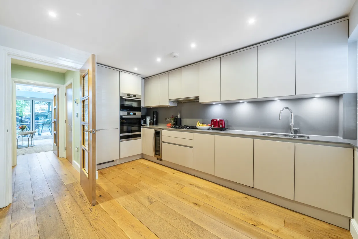 28 Chilbolton Avenue, Winchester, SO22 photo 5