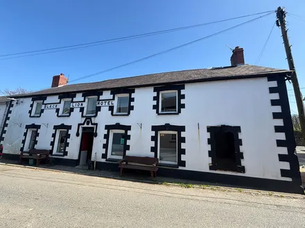 Llansawel, Llandeilo, SA19