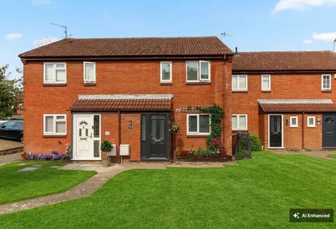 Berkeley Close, Abbots Langley, WD5