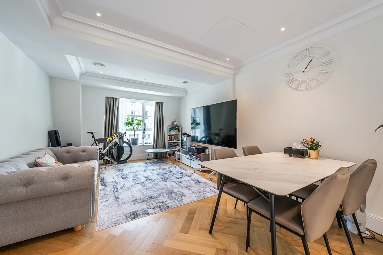 Millbank Westminster SW1P photo 1