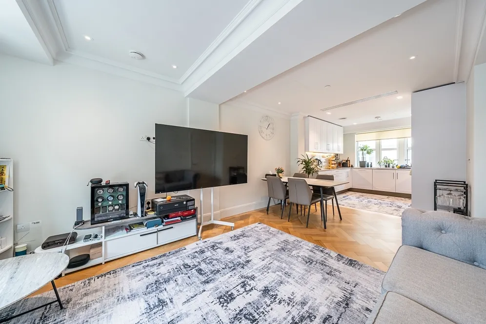 Millbank Westminster SW1P photo 2