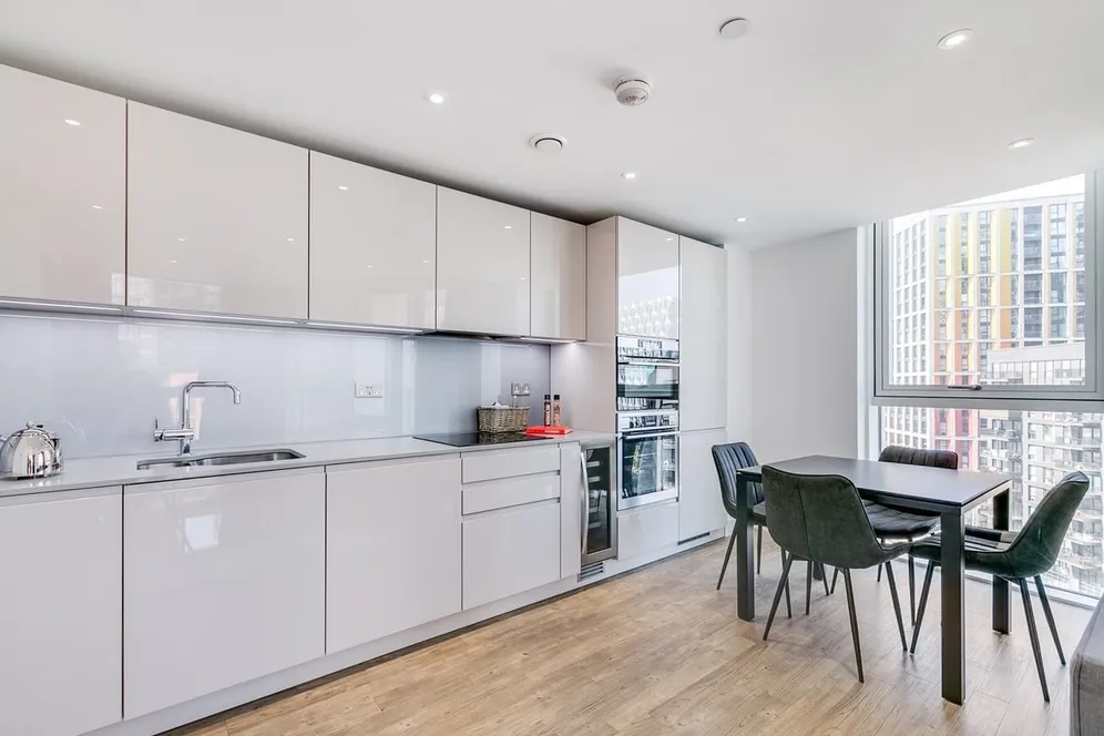 Mylo - Nine Elms Point photo 5