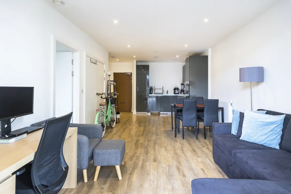 Compton House, Woolwich, SE18 photo 8
