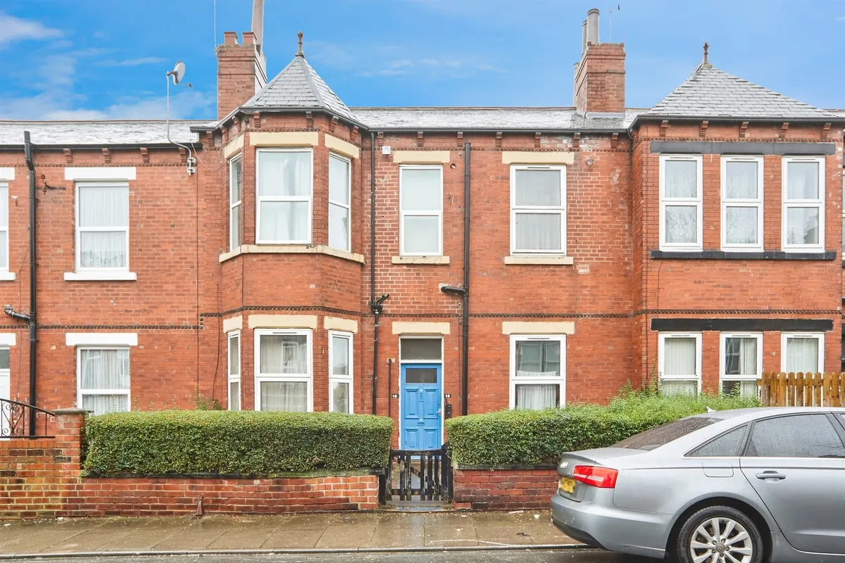 Hillcrest Avenue, Leeds