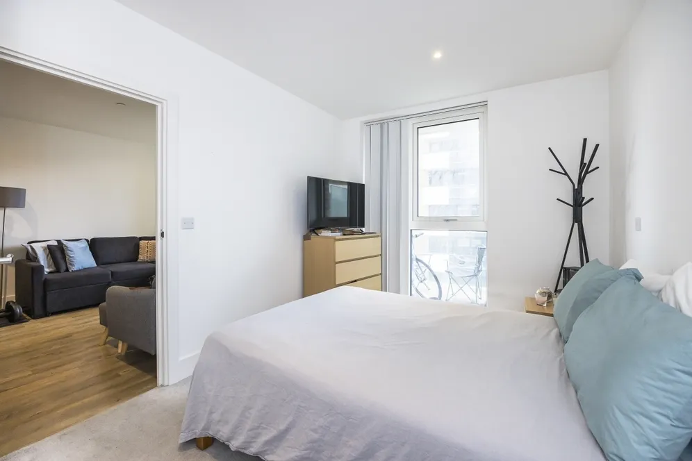 Compton House, Woolwich, SE18 photo 9