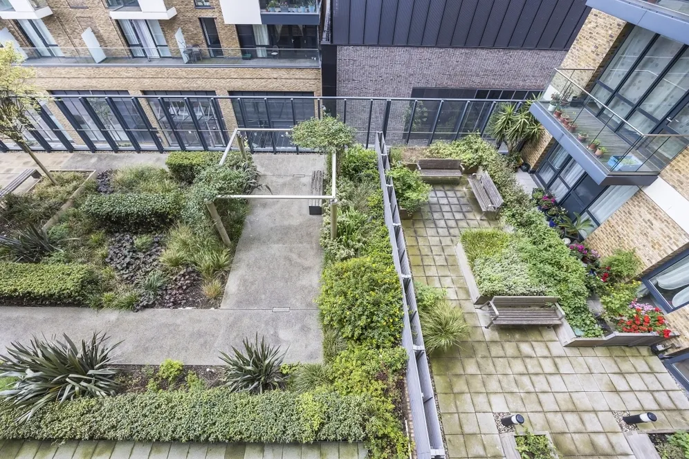 Compton House, Woolwich, SE18 photo 13