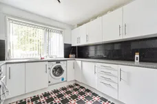 Elmhurst Gardens, Leeds