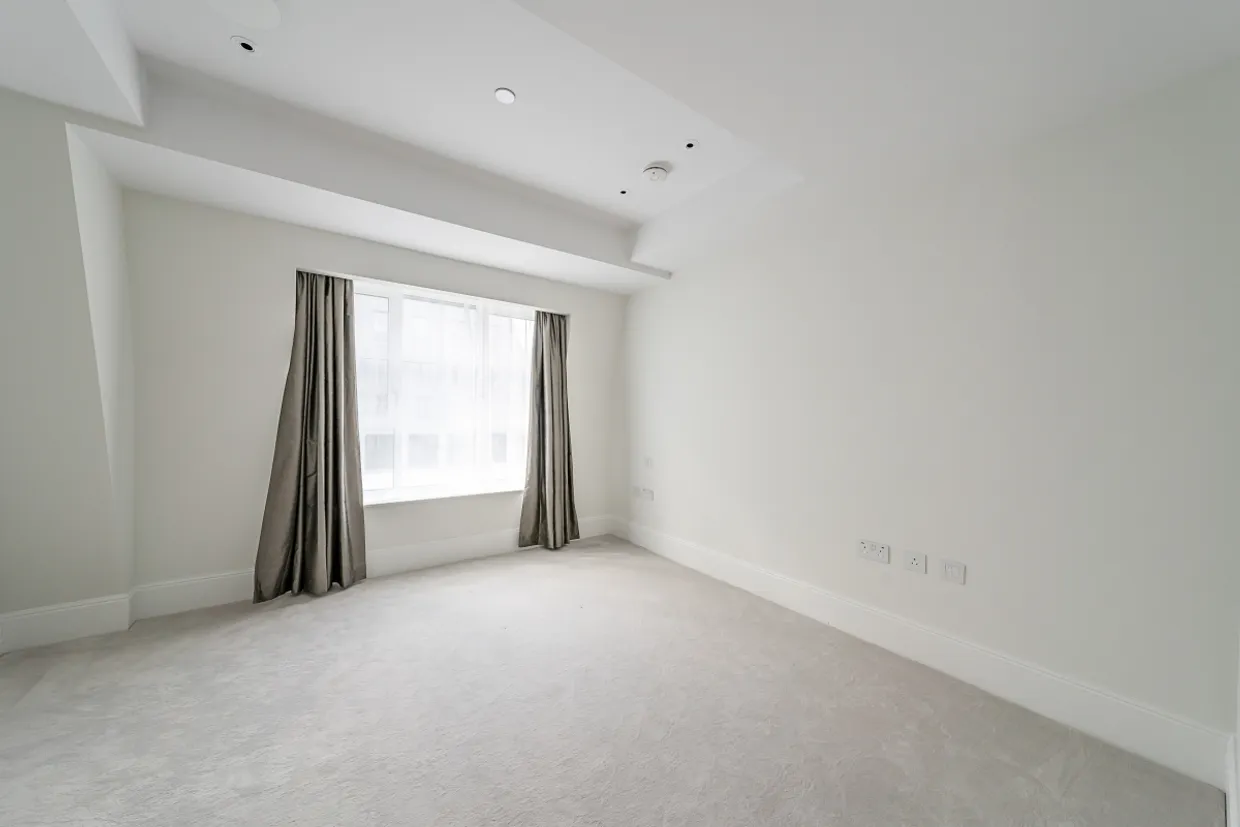 Millbank Westminster SW1P photo 16
