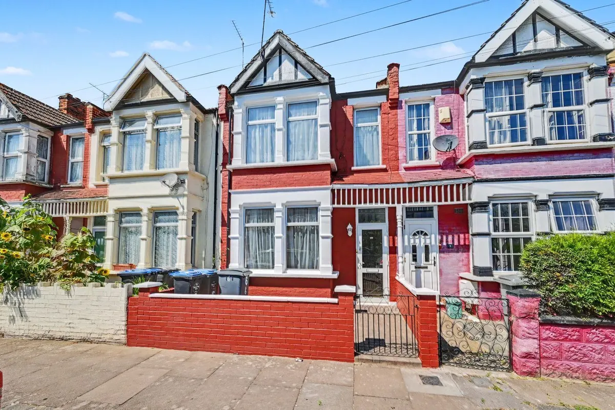Yewfield Road, London, NW10