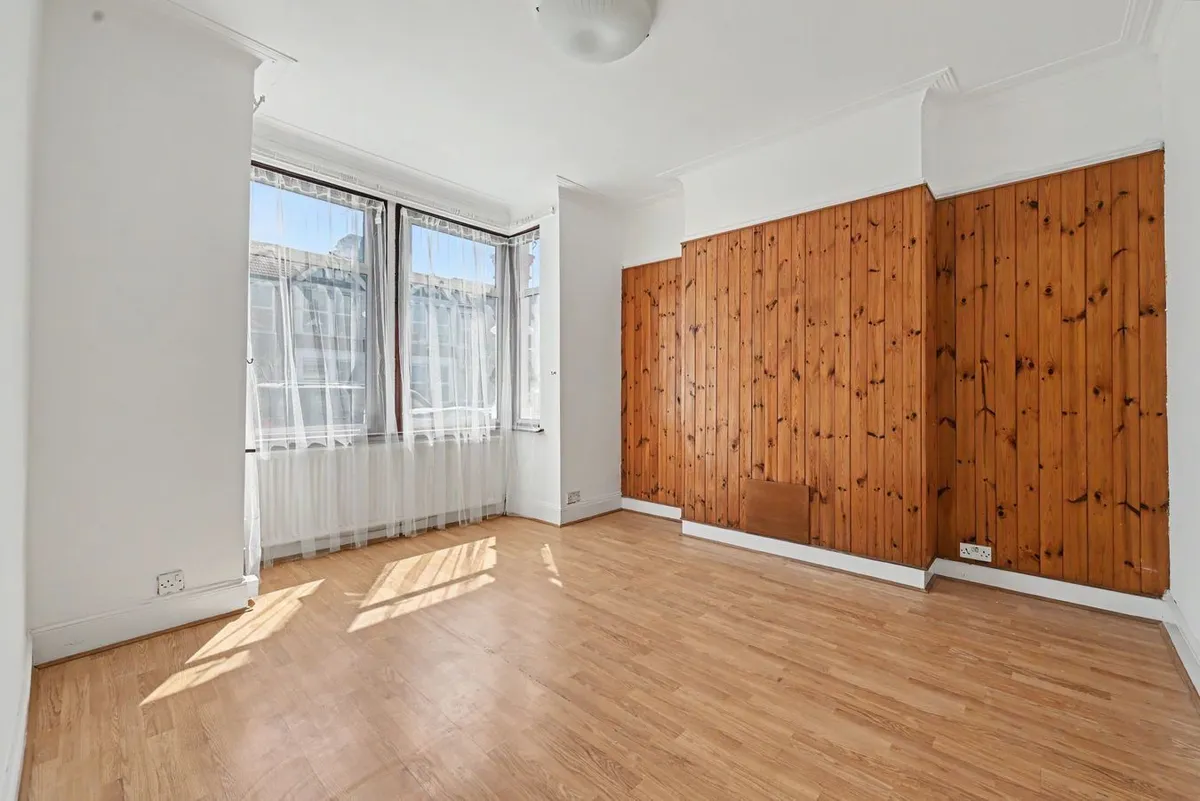 Yewfield Road, London, NW10
