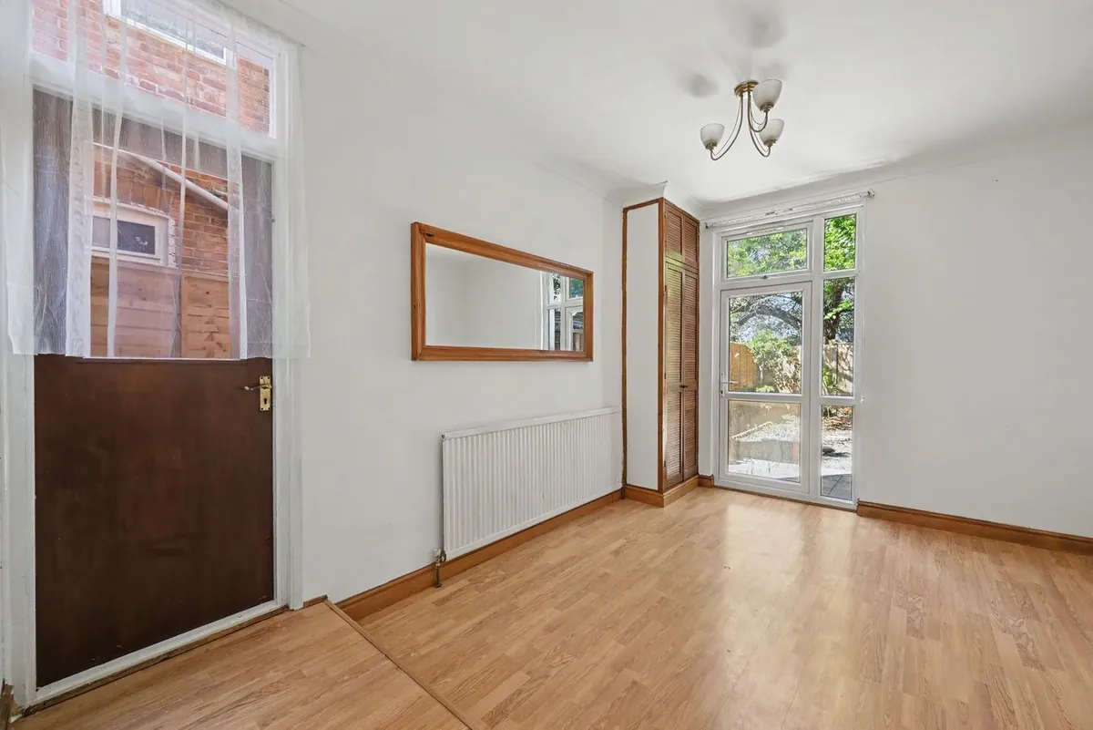 Yewfield Road, London, NW10