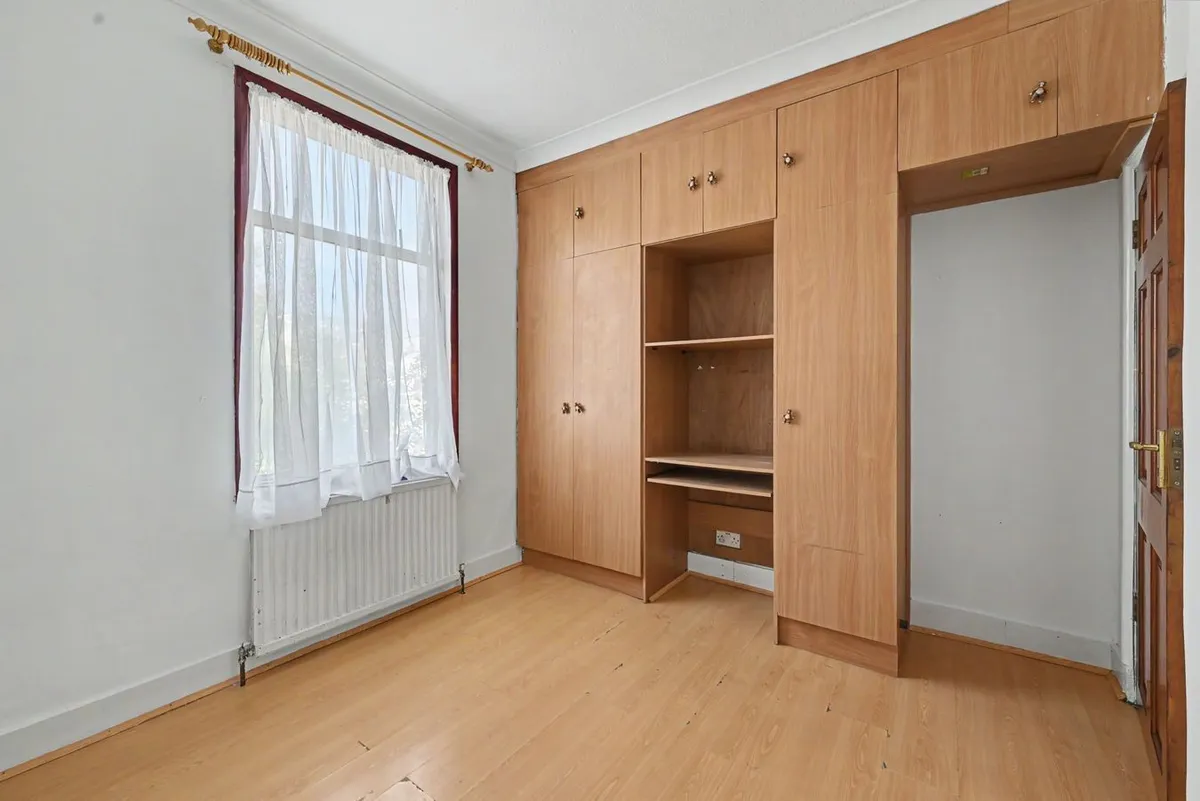 Yewfield Road, London, NW10