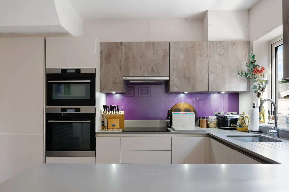 Silverlea Gardens, Horley, RH6