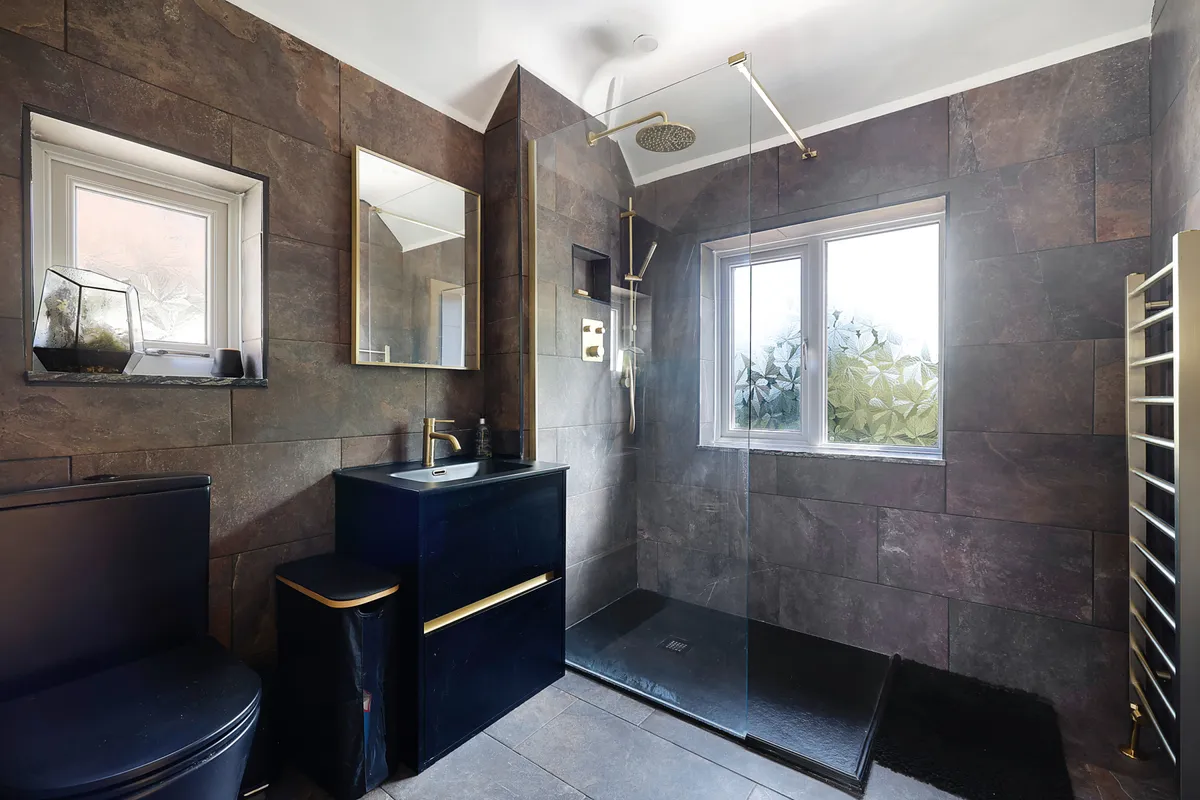 Silverlea Gardens, Horley, RH6