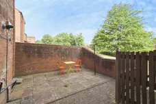 Sholebroke Avenue, Leeds