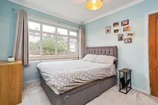 Allerton Grange Vale, Leeds