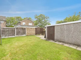 Birkdale Drive, Leeds thumb 3