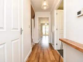 Little Highwood Way, Brentwood thumb 2