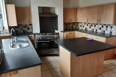 Paddock Road, Kirkburton, HUDDERSFIELD