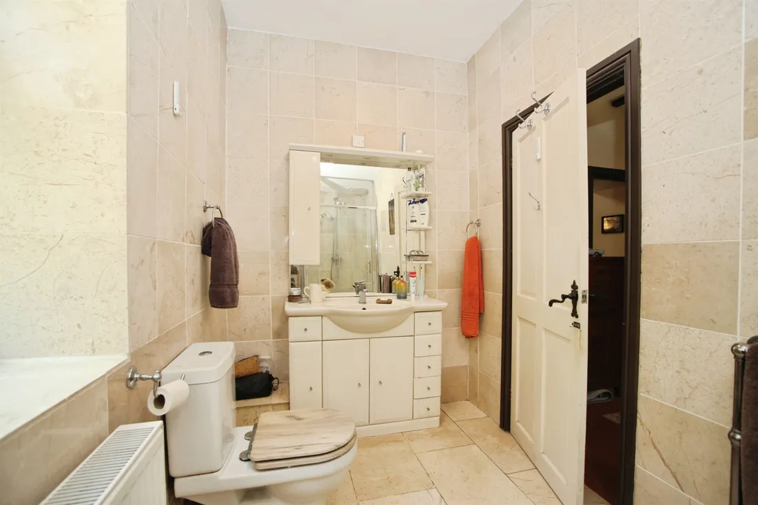 Property photo 27