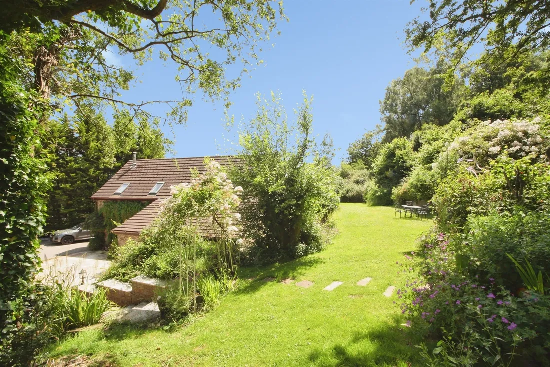 Property photo 32