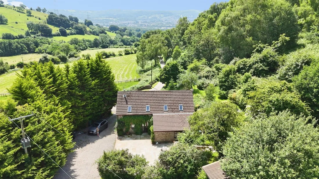 Property photo 35