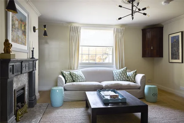Evesham Road, Cheltenham, GL52 photo 3