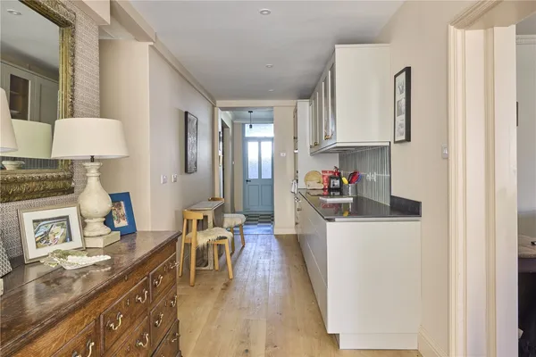 Evesham Road, Cheltenham, GL52 photo 5