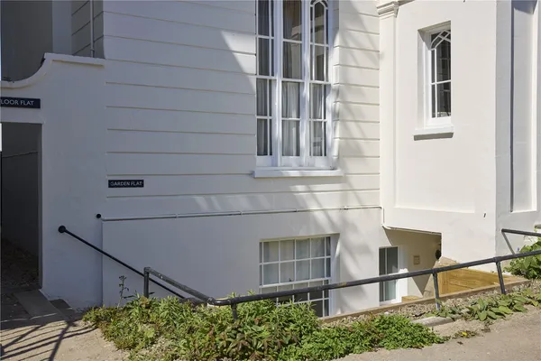 Evesham Road, Cheltenham, GL52 photo 19