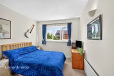 Saxon Close, SURBITON