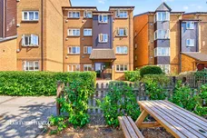 Saxon Close, SURBITON