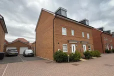 Higgs Close, Northampton, Overstone