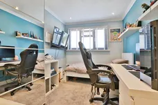 Carisbrooke Crescent, Poole