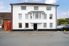 High Street Ramsbury SN8 photo 7