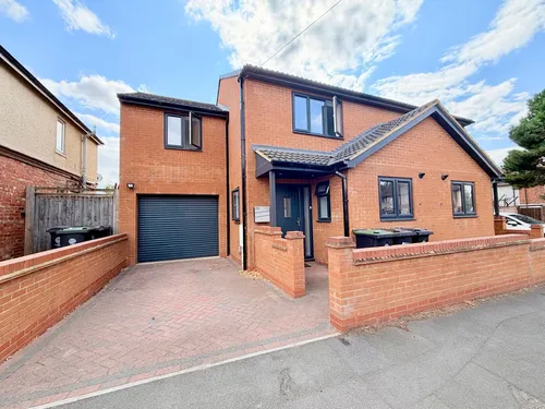 Simpson Avenue, Higham Ferrers, RUSHDENphoto
