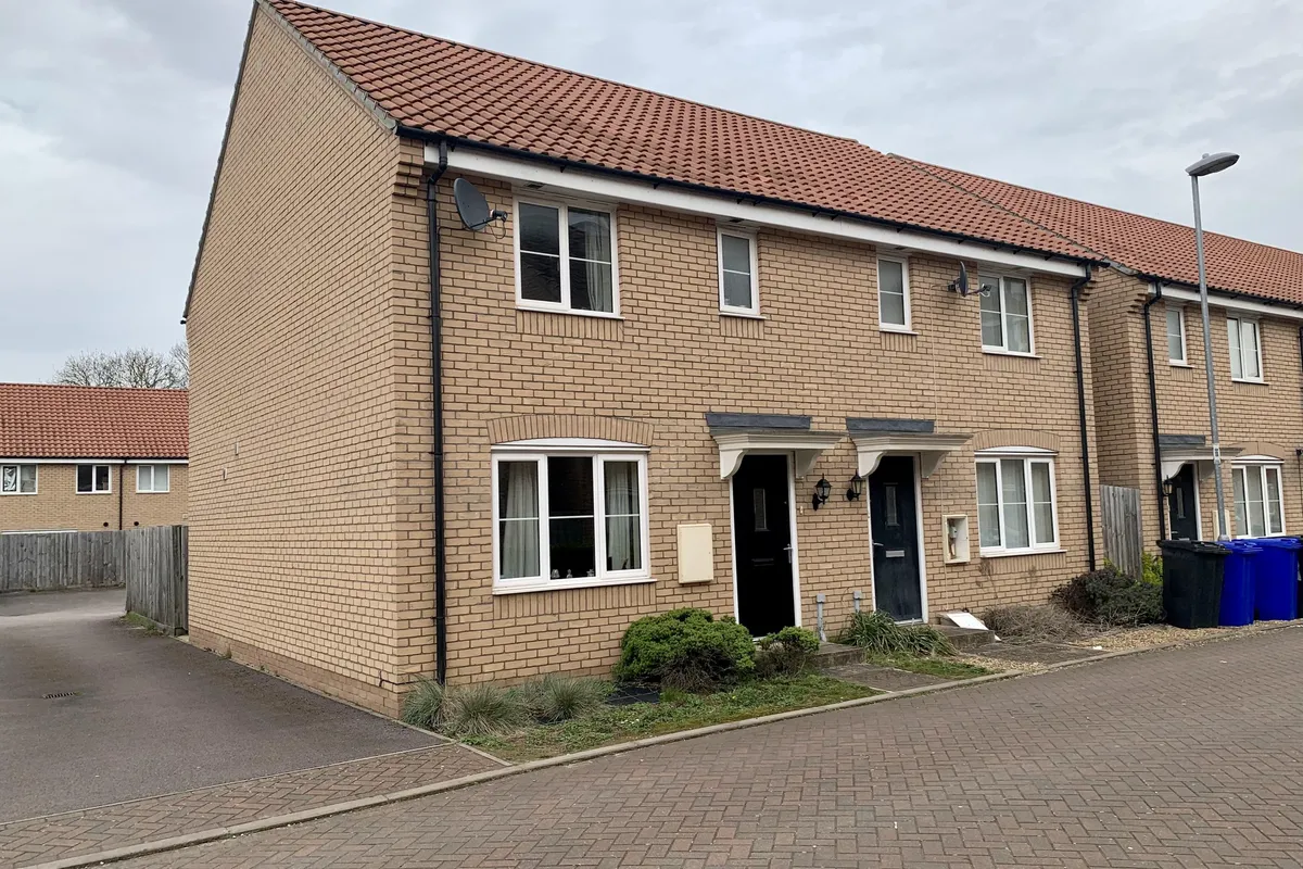 Teasel Close, Red Lodge, BURY ST. EDMUNDS